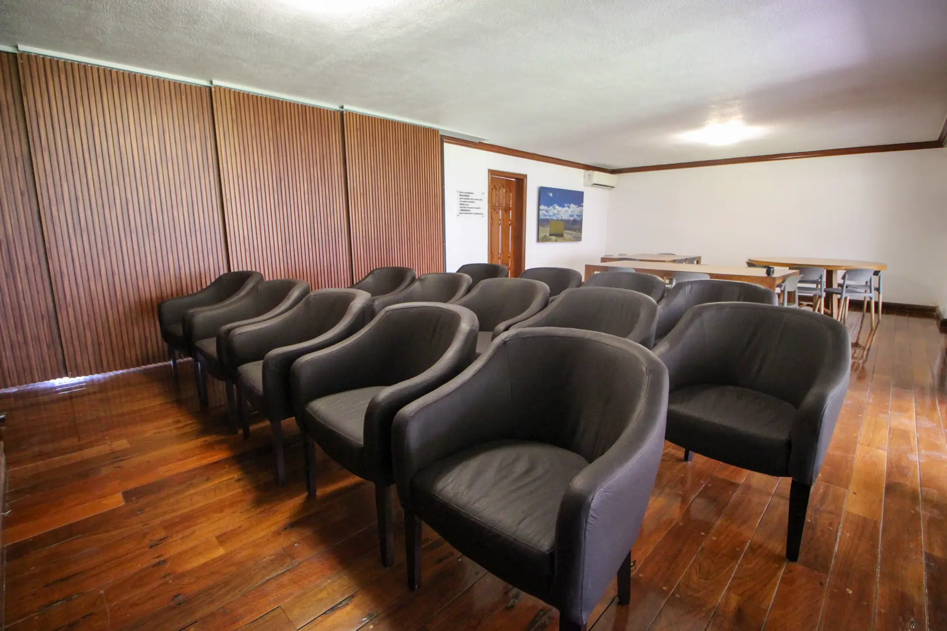 Sala de Conferencias - Casa Luha